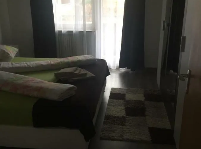 Augsburger شقة